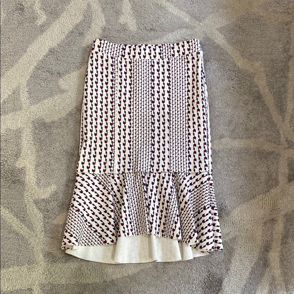 Elegant Patterned Skirt